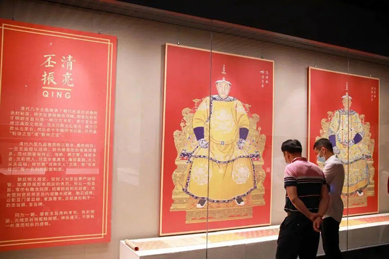 不朽情缘官网登录入口展柜